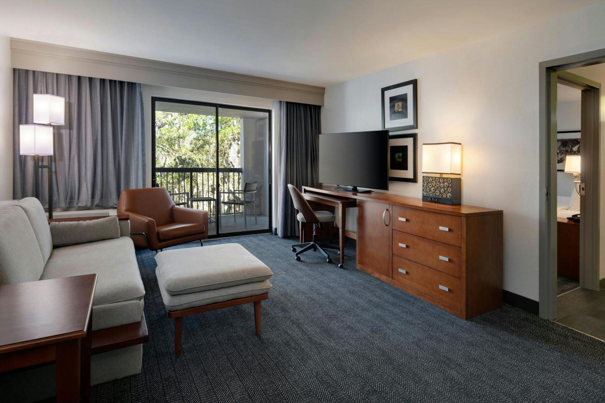 Courtyard Tampa North / I-75 Fletcher Dış mekan fotoğraf